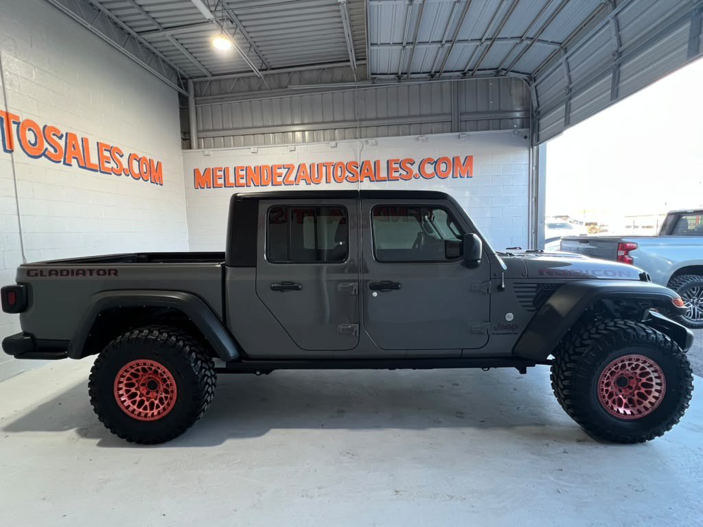 Used 2023 Jeep Gladiator Rubicon w/ Trailer Tow Package AWD/4WD image 6