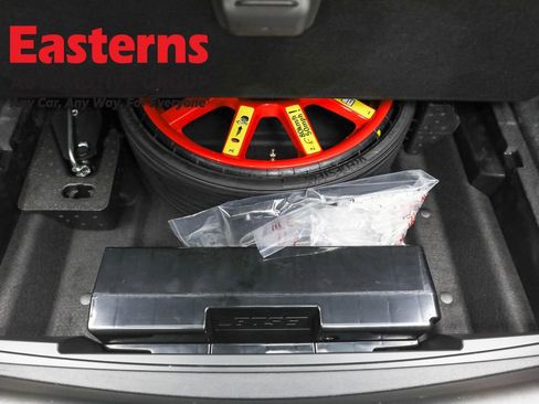 Used 2024 Porsche Macan image 24