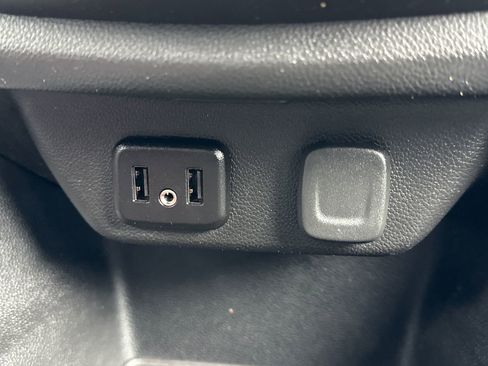 Used 2019 Chevrolet Traverse LT image 22