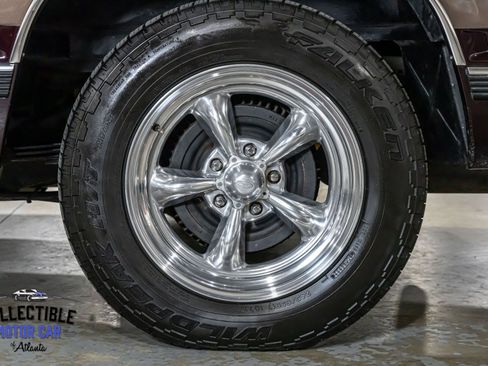 Used 1997 Chevrolet Suburban 2WD w/ Preferred Equipment Group 3 image 96