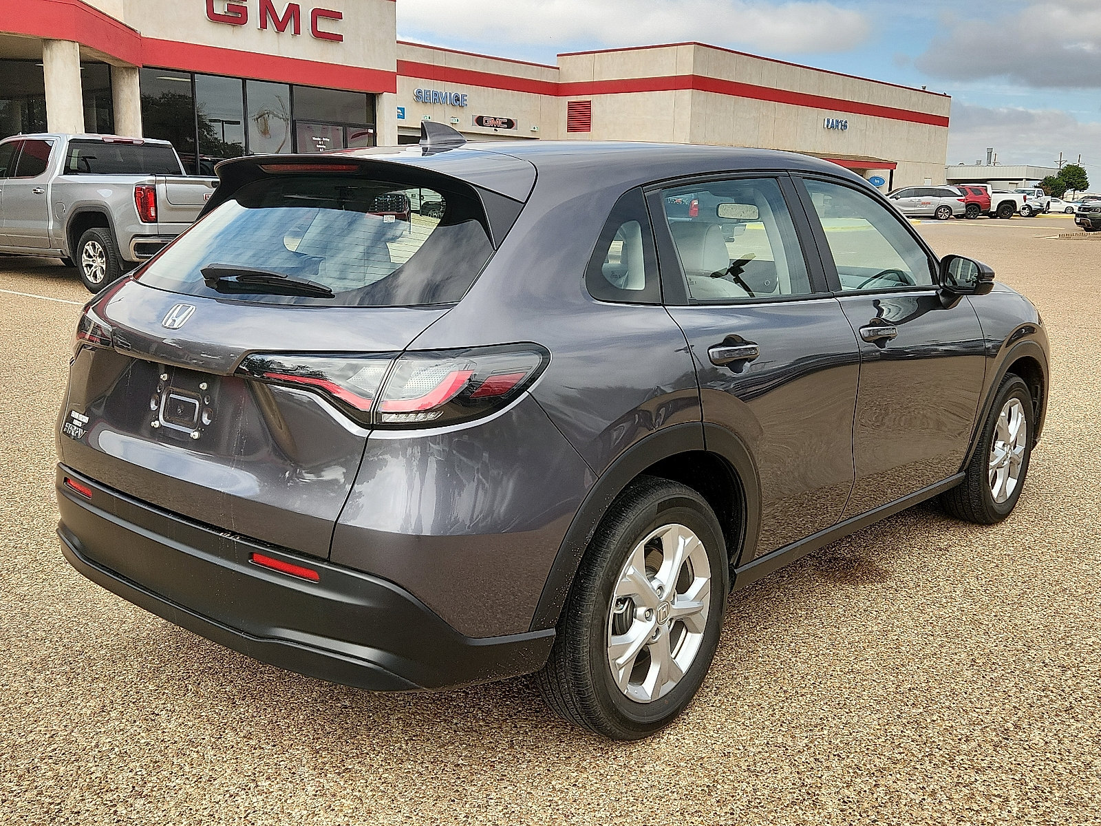 Used 2024 Honda HR-V LX image 4