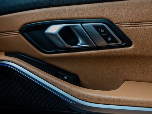 Used 2021 BMW M340i w/ Parking Assistance Package image 24