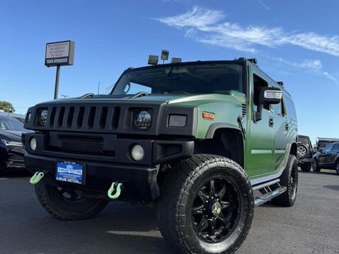 Used 2004 HUMMER H2 image 3
