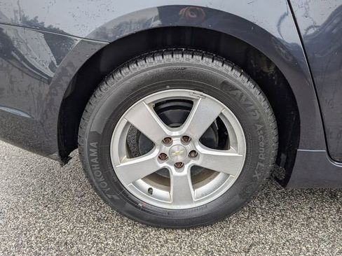 Used 2016 Chevrolet Cruze LT image 11