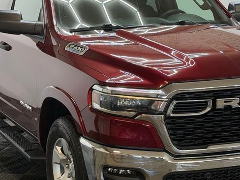 Used 2025 RAM 1500 Big Horn AWD/4WD image 2