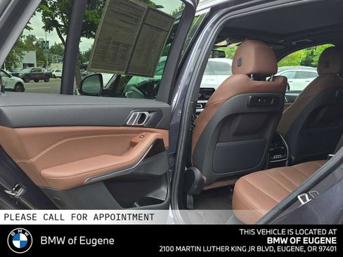 Used 2019 BMW X5 xDrive40i w/ Premium Package 2 AWD/4WD image 15