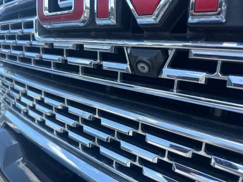 Used 2020 GMC Sierra 3500 Denali w/ Denali Ultimate Package AWD/4WD image 9