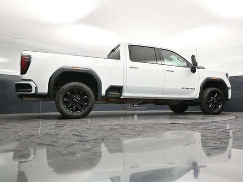Used 2025 GMC Sierra 2500 AT4 AWD/4WD image 55