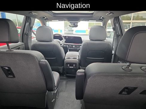 Used 2025 Chevrolet Traverse RS w/ LPO, Floor Liner Package AWD/4WD image 7