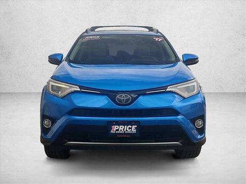 Used 2017 Toyota RAV4 Limited AWD/4WD image 2