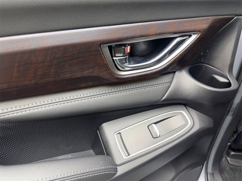 Used 2024 Subaru Ascent Touring image 39