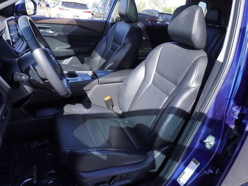 Certified 2021 Nissan Rogue SV w/ Premium Package FWD image 14