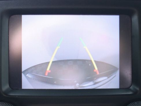 Used 2021 RAM 1500 Classic SLT image 22