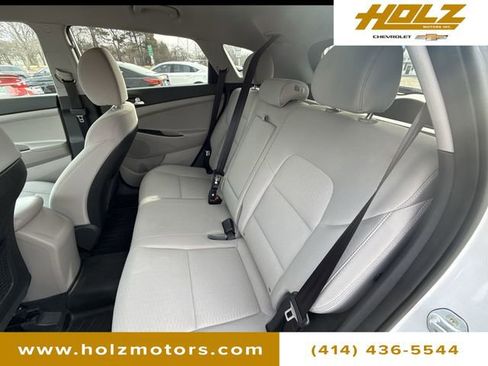 Used 2019 Hyundai Tucson SE image 19