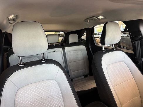 Used 2024 Ford Escape Active AWD/4WD image 39