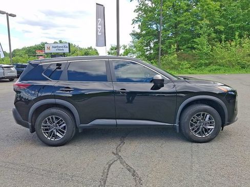 Used 2023 Nissan Rogue S AWD/4WD image 6