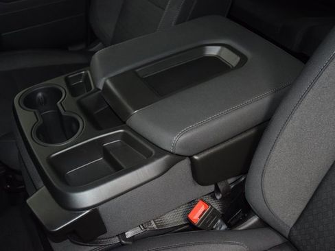 Used 2025 Chevrolet Silverado 2500 LT image 46