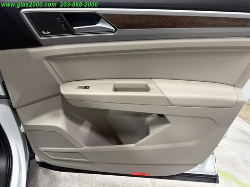 Used 2018 Volkswagen Atlas SEL Premium image 30