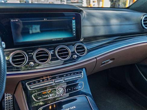 Used 2018 Mercedes-Benz E 63 AMG S image 23