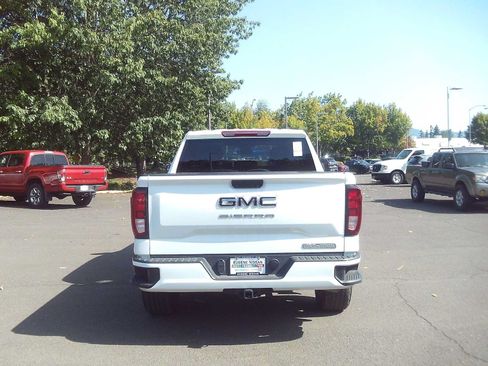 Used 2025 GMC Sierra 1500 Elevation AWD/4WD image 4