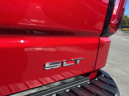 Used 2025 GMC Sierra 1500 SLT w/ SLT Premium Package image 14