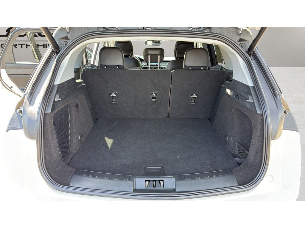 Used 2020 Lincoln Corsair AWD w/ Premium Package image 19