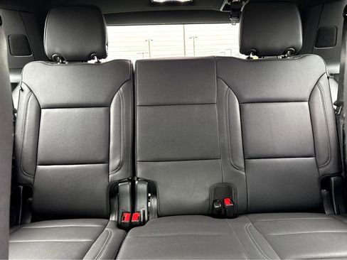 Used 2024 Chevrolet Tahoe LT RWD image 27