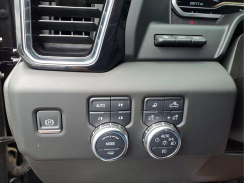 Used 2024 GMC Sierra 1500 Denali Ultimate AWD/4WD image 14