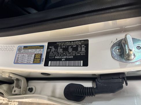 Certified 2024 Kia Seltos S AWD/4WD image 31