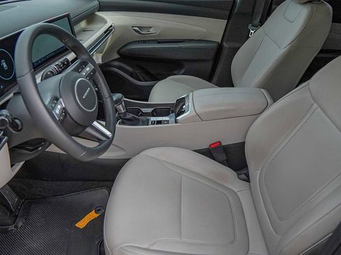 Used 2025 Hyundai Tucson SEL image 10