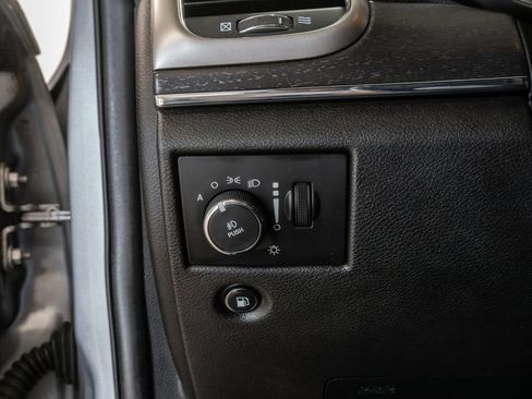 Used 2018 Jeep Grand Cherokee Limited AWD/4WD image 13