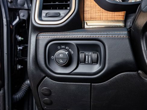 Used 2022 RAM 3500 Limited image 21