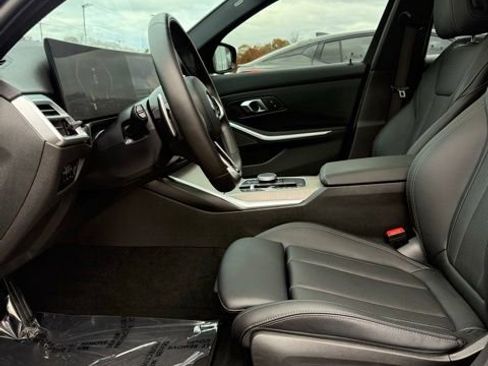 Used 2025 BMW 330i xDrive Sedan w/ M Sport Package image 15