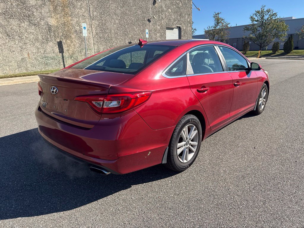 Used 2015 Hyundai Sonata SE FWD image 7