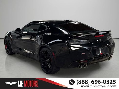 Used 2018 Chevrolet Camaro SS w/ Redline Edition RWD image 5