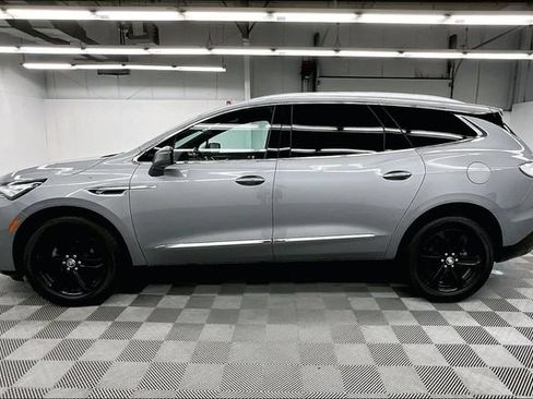Used 2023 Buick Enclave Essence w/ Experience Buick Package AWD/4WD image 14