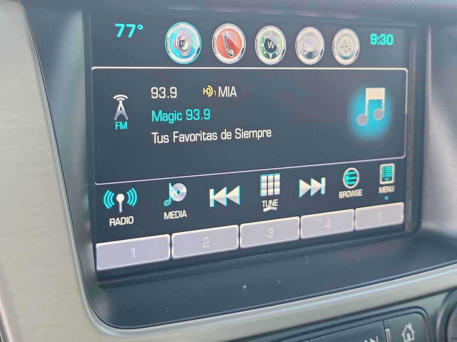Used 2020 GMC Yukon Denali w/ Denali Ultimate Package RWD image 25