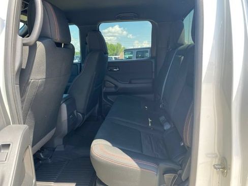 Used 2024 Nissan Frontier PRO-4X w/ Technology Package AWD/4WD image 11