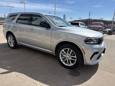 Used 2025 Dodge Durango GT AWD/4WD image 7