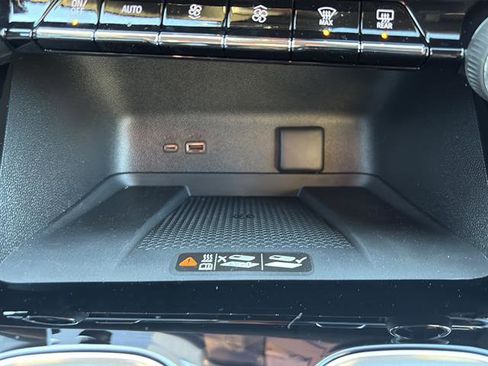 New 2026 Chevrolet Traverse High Country image 27