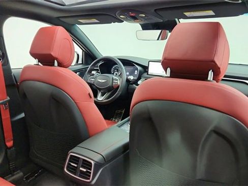 Used 2025 Genesis G70 2.5T w/ Sport Prestige Package image 27