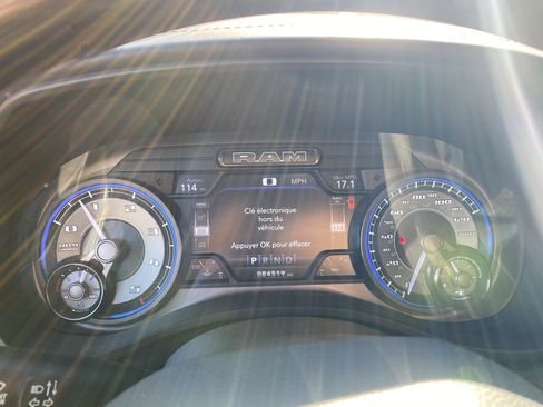 Used 2022 RAM 1500 Limited AWD/4WD image 10