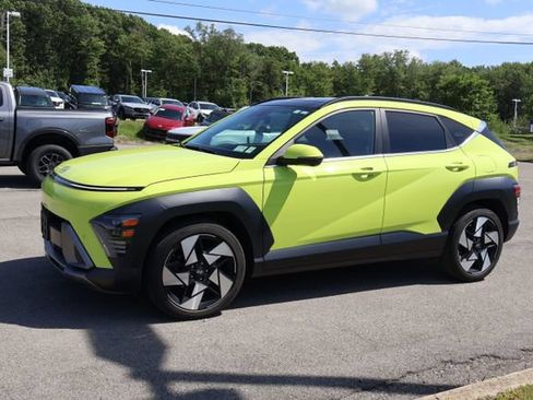 Used 2024 Hyundai Kona Limited FWD image 4