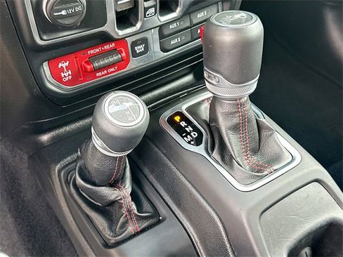 Used 2019 Jeep Wrangler Unlimited Rubicon image 17