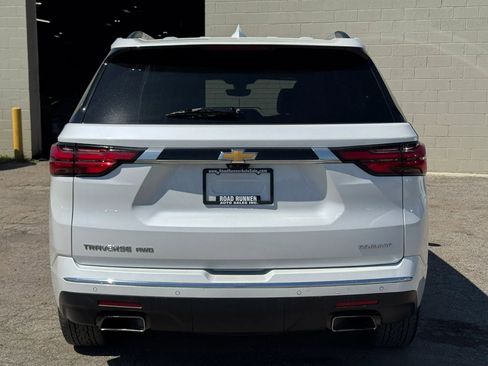 Used 2023 Chevrolet Traverse Premier AWD/4WD image 5
