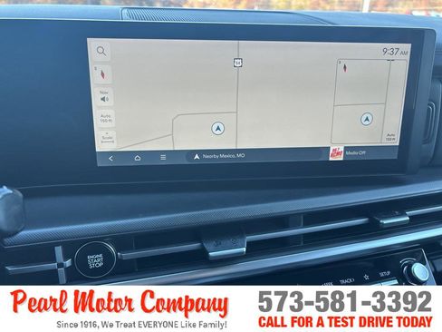 Used 2025 Hyundai Santa Fe XRT image 16