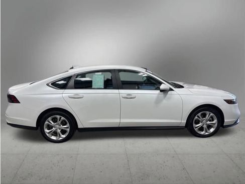 Certified 2024 Honda Accord LX image 6