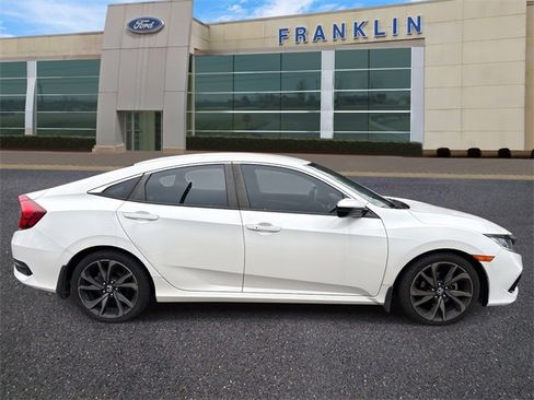 Used 2019 Honda Civic Sport image 8