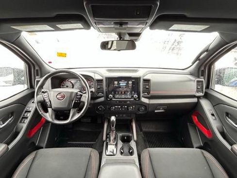 Used 2024 Nissan Frontier PRO-4X w/ Technology Package image 12