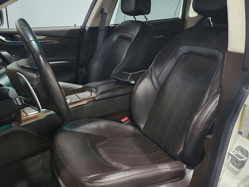 Used 2014 Maserati Quattroporte GTS RWD image 17